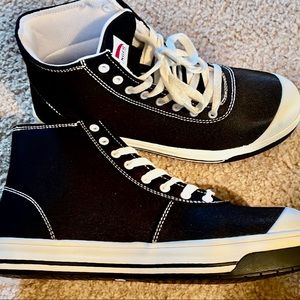 Avenger steel toe work Safety boots sneaker style NEW! Women’s 11wide